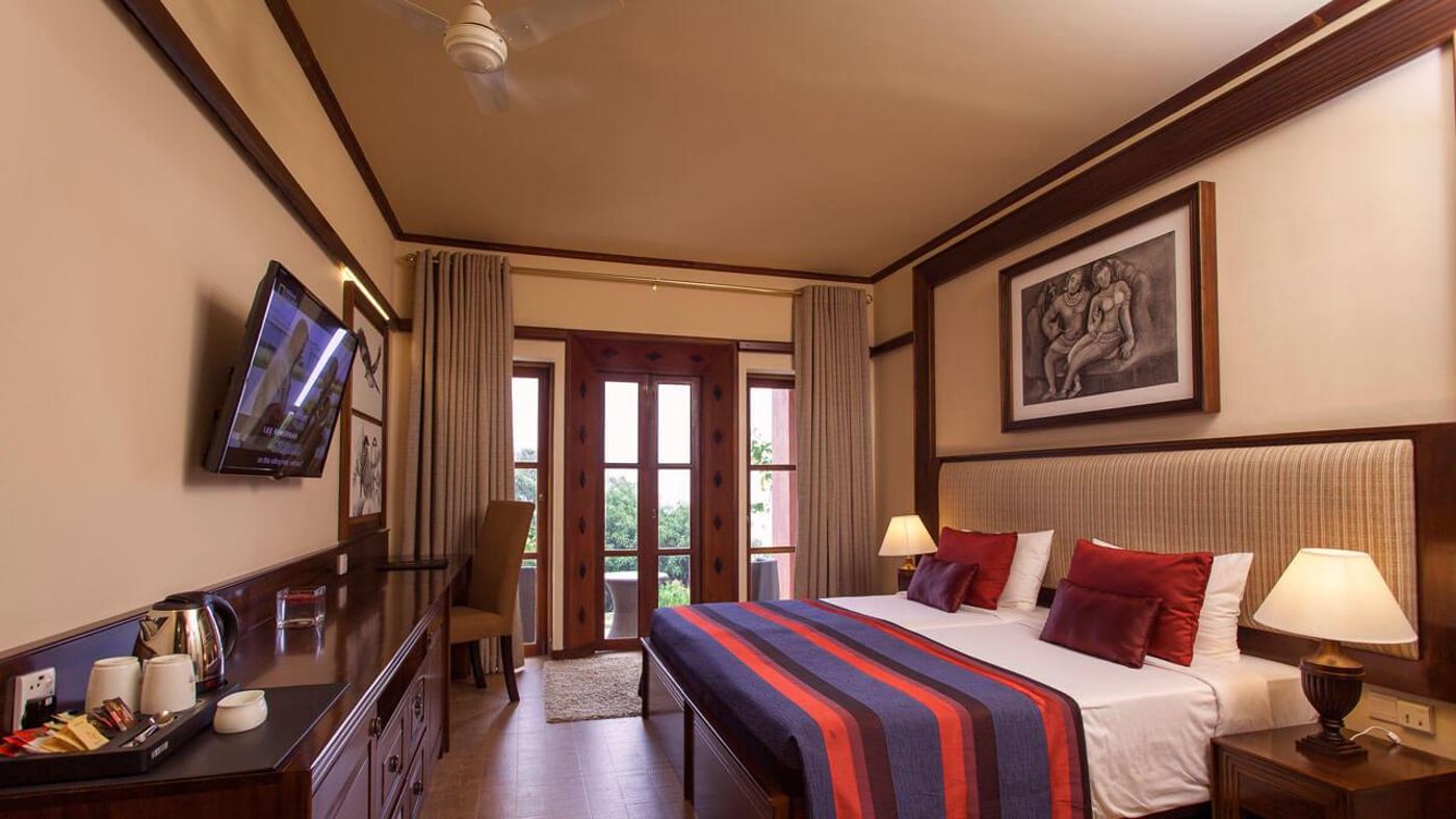 Amaya-Hills-Kandy-Room-11