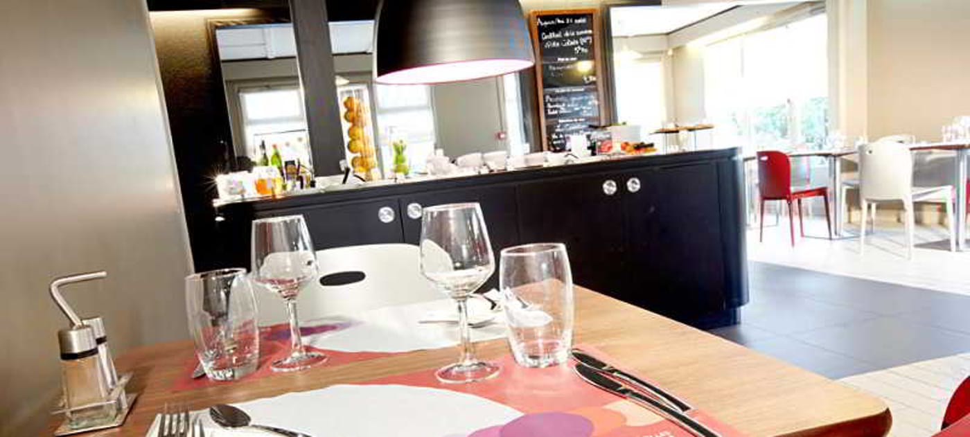 Campanile Nantes Ouest - Saint Herblain-France-Saint Herblain Cedex-General view-2