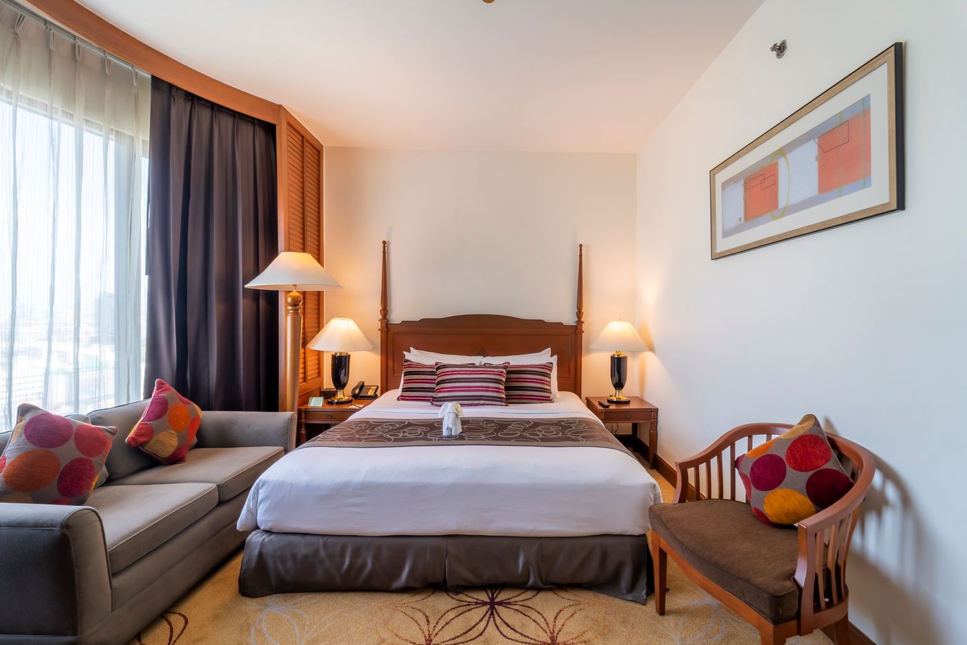 Century-Park-Room-28