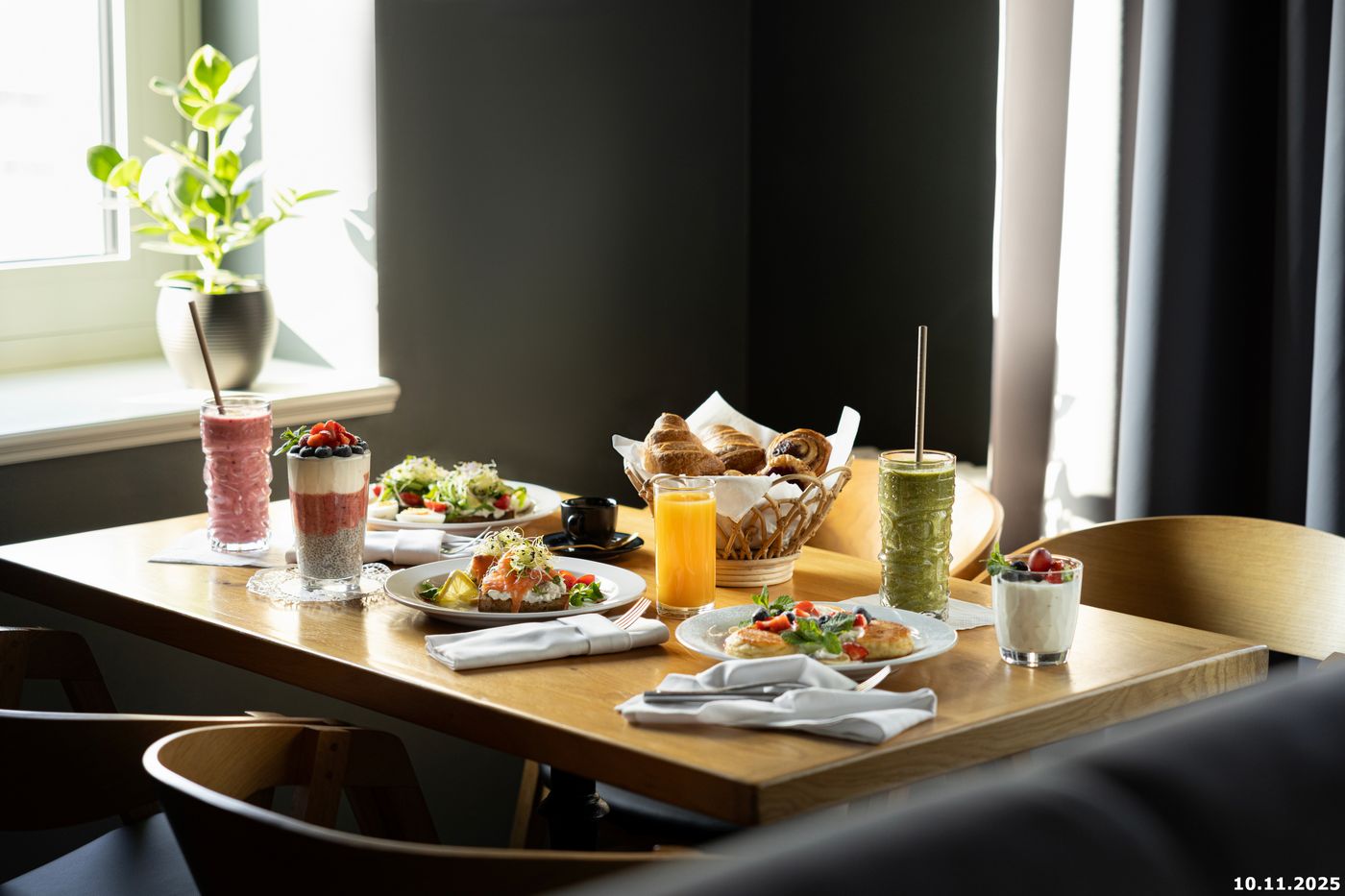 The-Viaduct---Suites---More-Restaurant-28