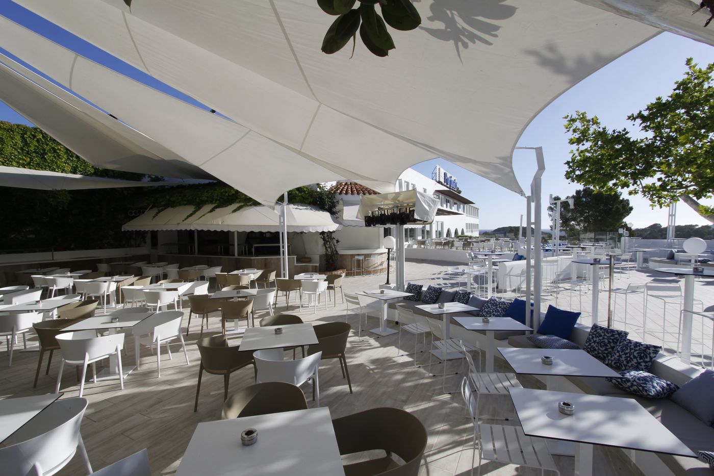 Portinatx-Beach-Club-Hotel-Terrace-21