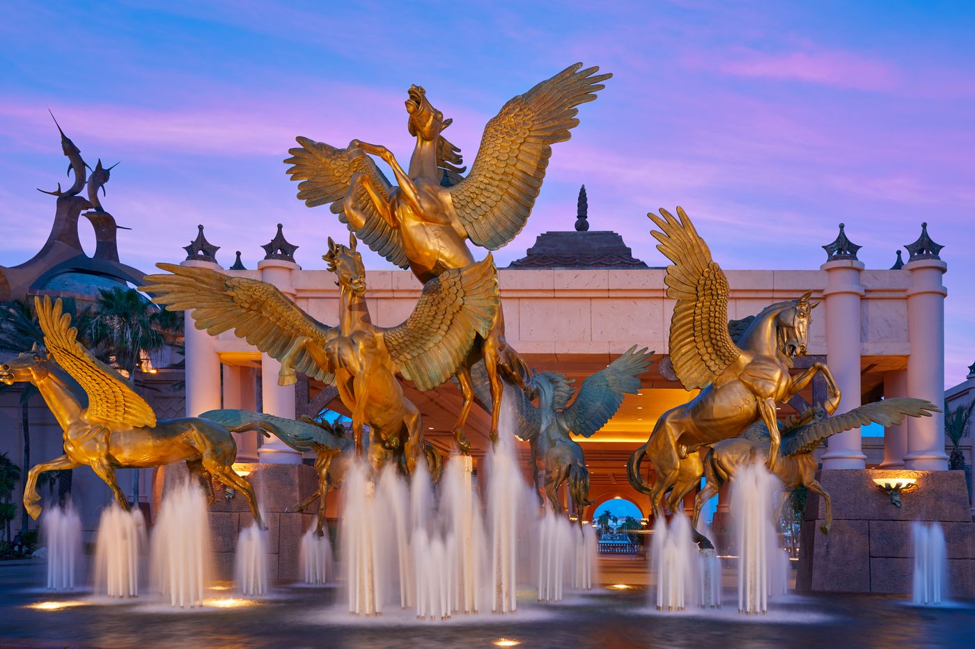 The-Royal-at-Atlantis-General-view-18