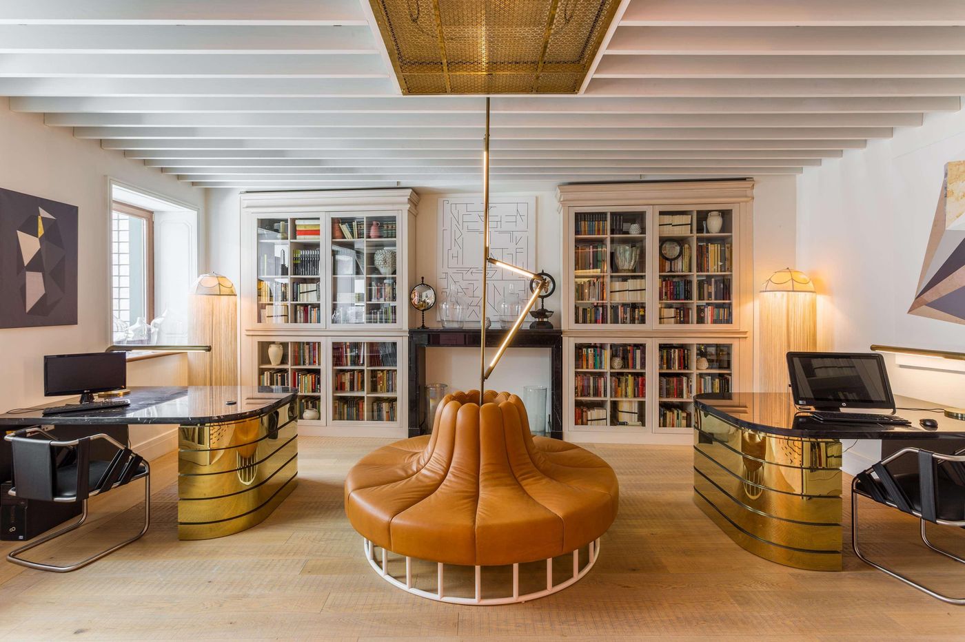 Room-Mate-Emir-Room-15