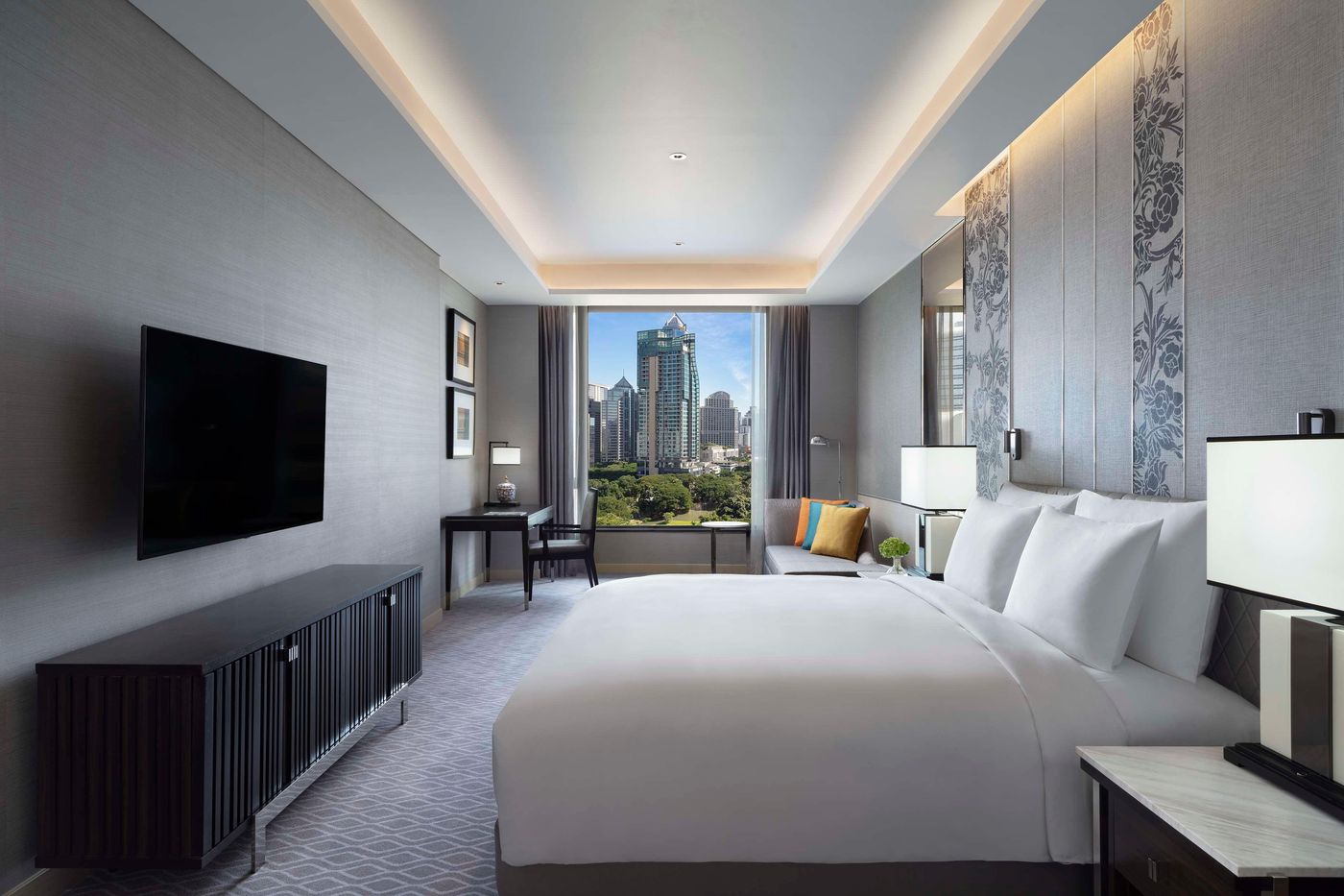 Sindhorn-Kempinski-Bangkok-Room-36