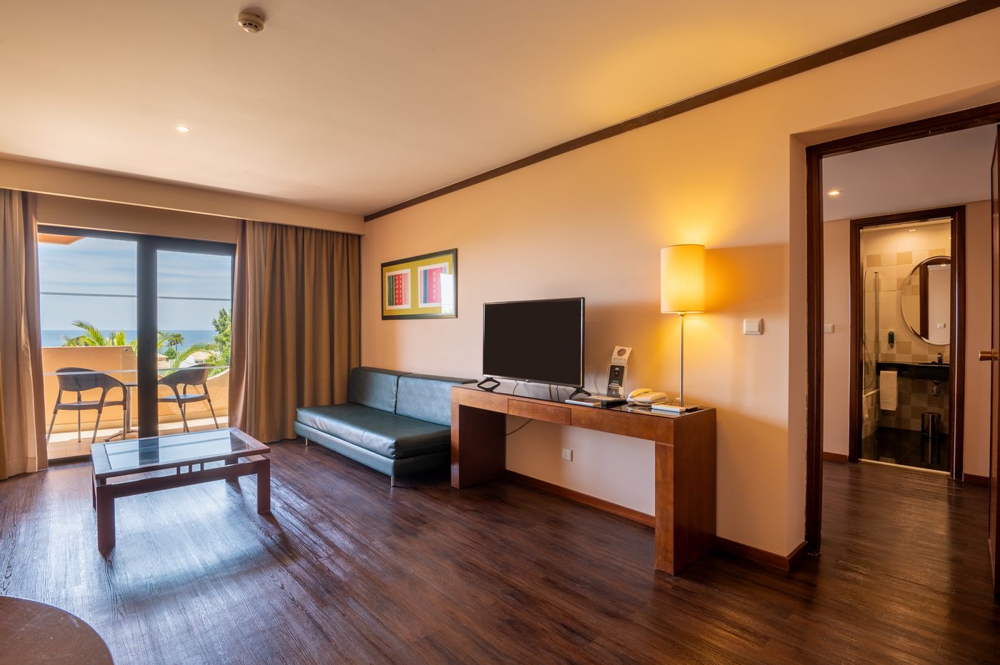 Vila-Gale-Atlantico-Room-19