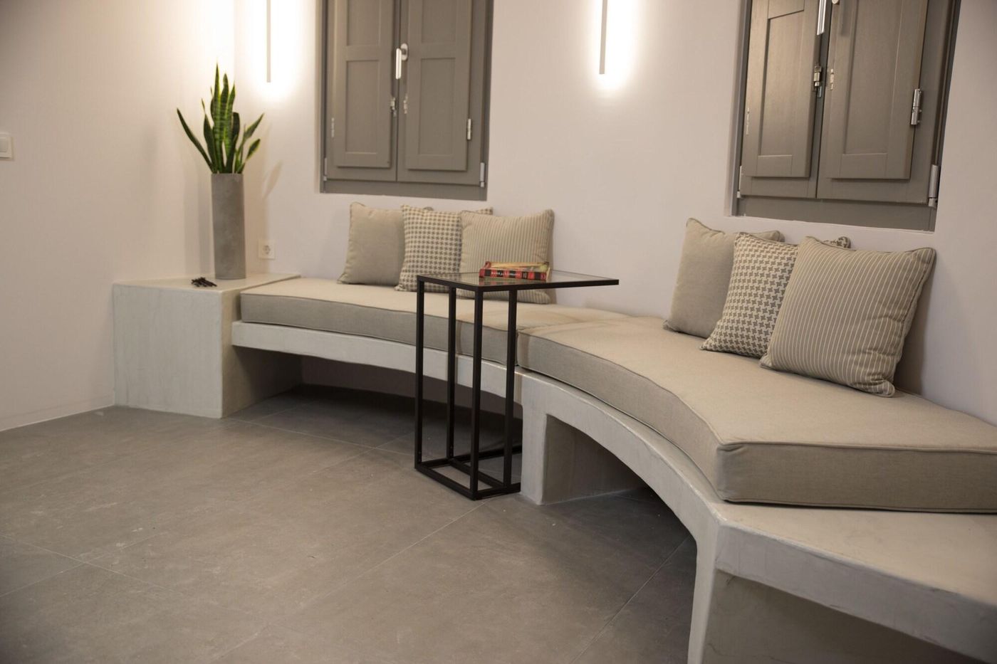 Horizon-Mills-Villas---Suites-Lobby-54