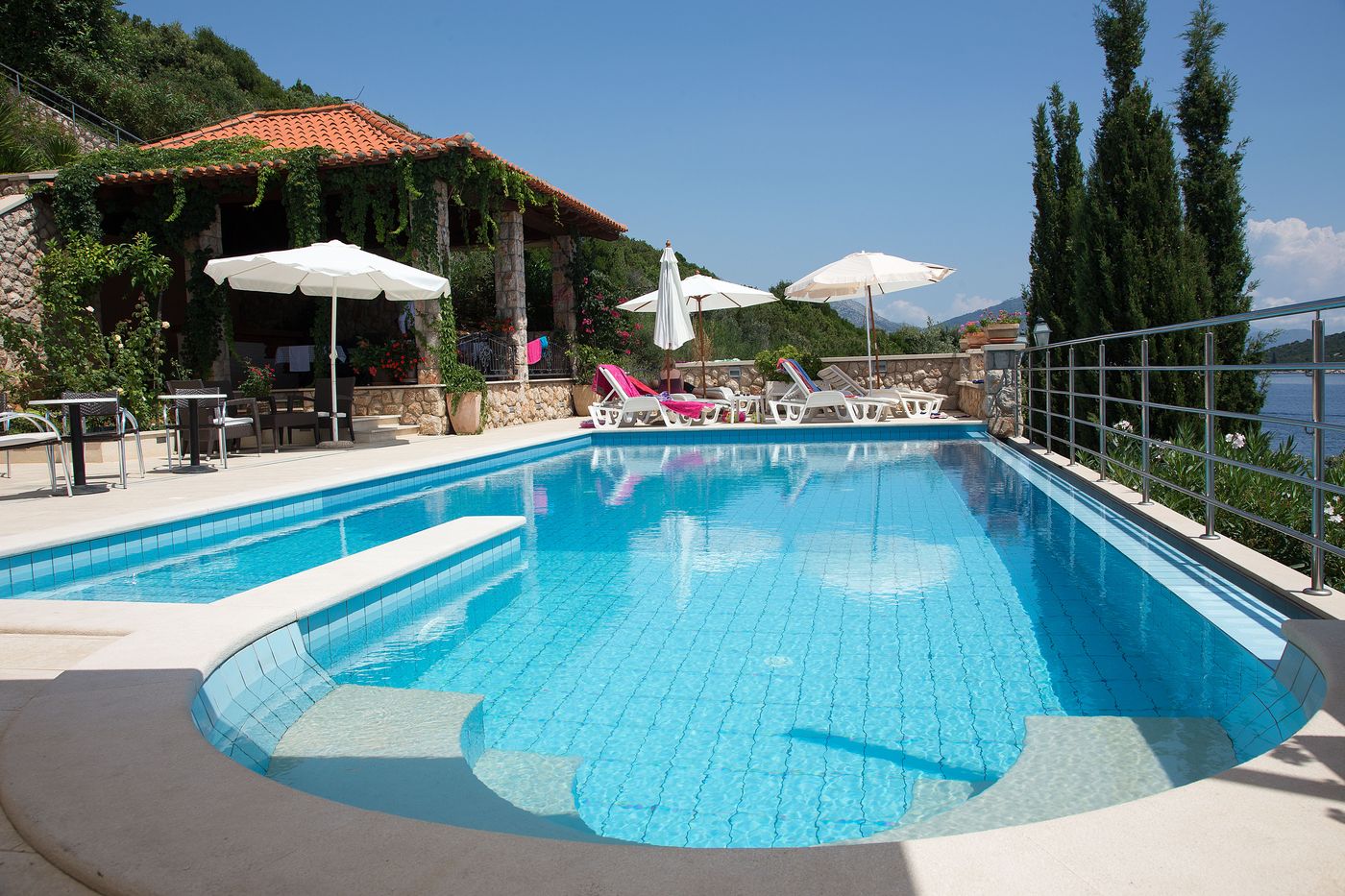 Bozica-Pool-5