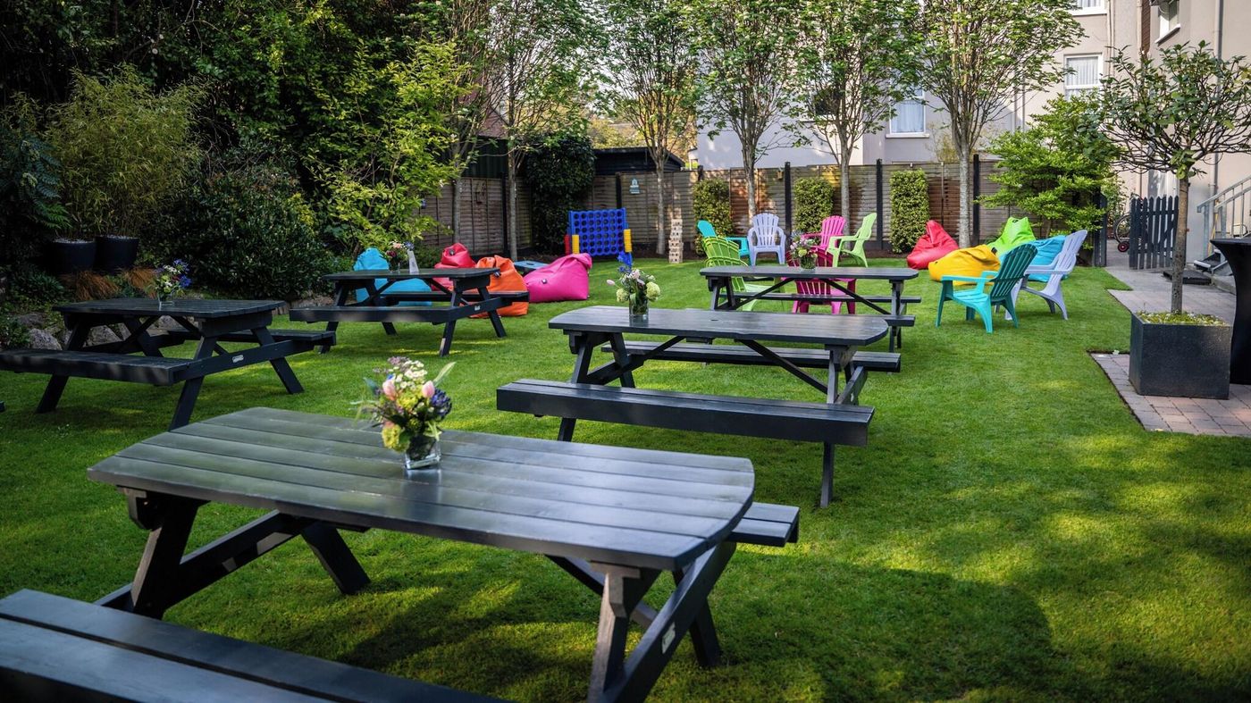 Sandymount-Hotel-Terrace-35