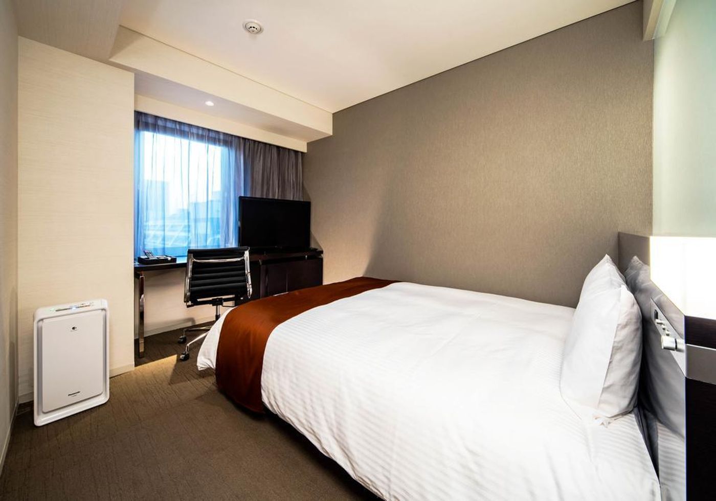 Daiwa Roynet Hotel Ginza-Japan-Tokyo-General view-9