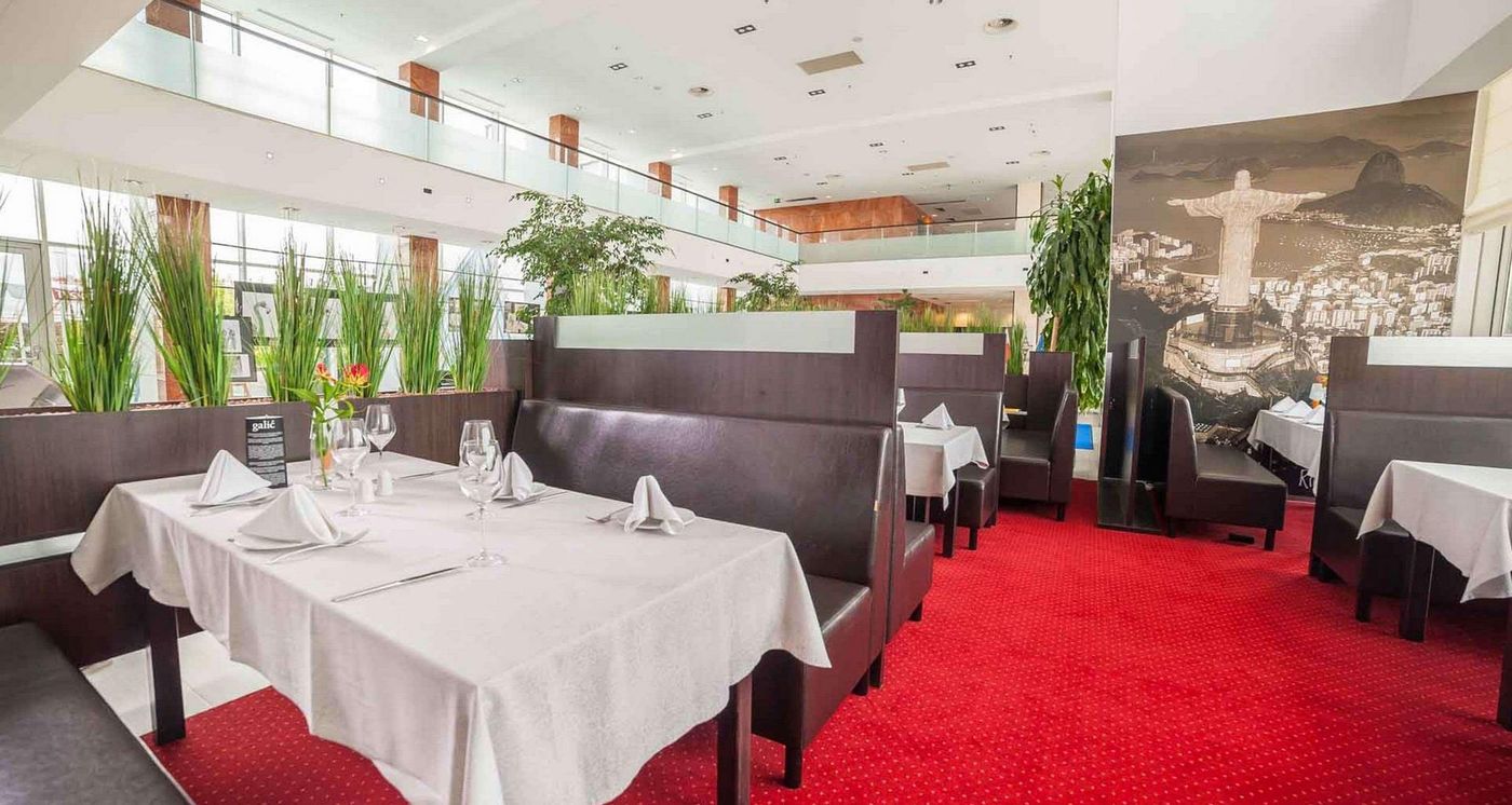 Premier-Krakow-Hotel-Restaurant-27