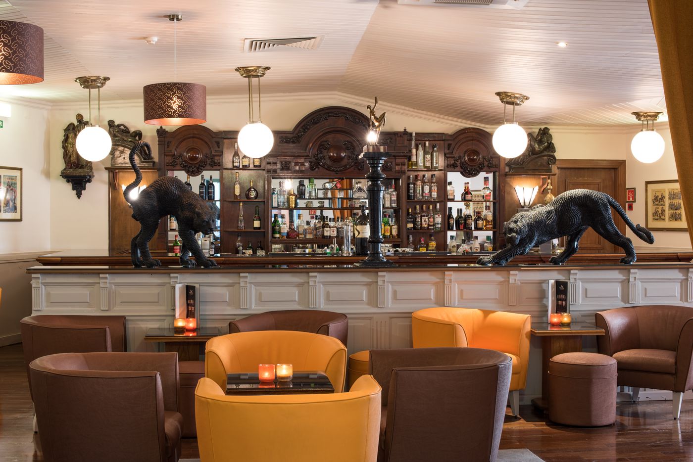 Vila-Gale-Estoril---Adults-Only-Bar-13