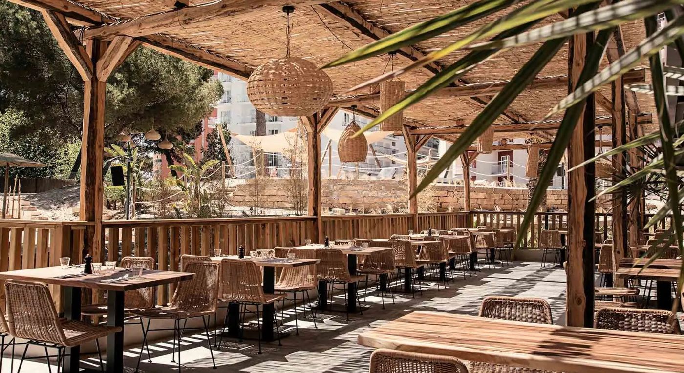 Caramelo Palma Beach