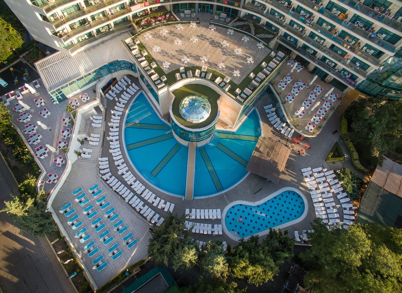 Marina Grand Beach 02