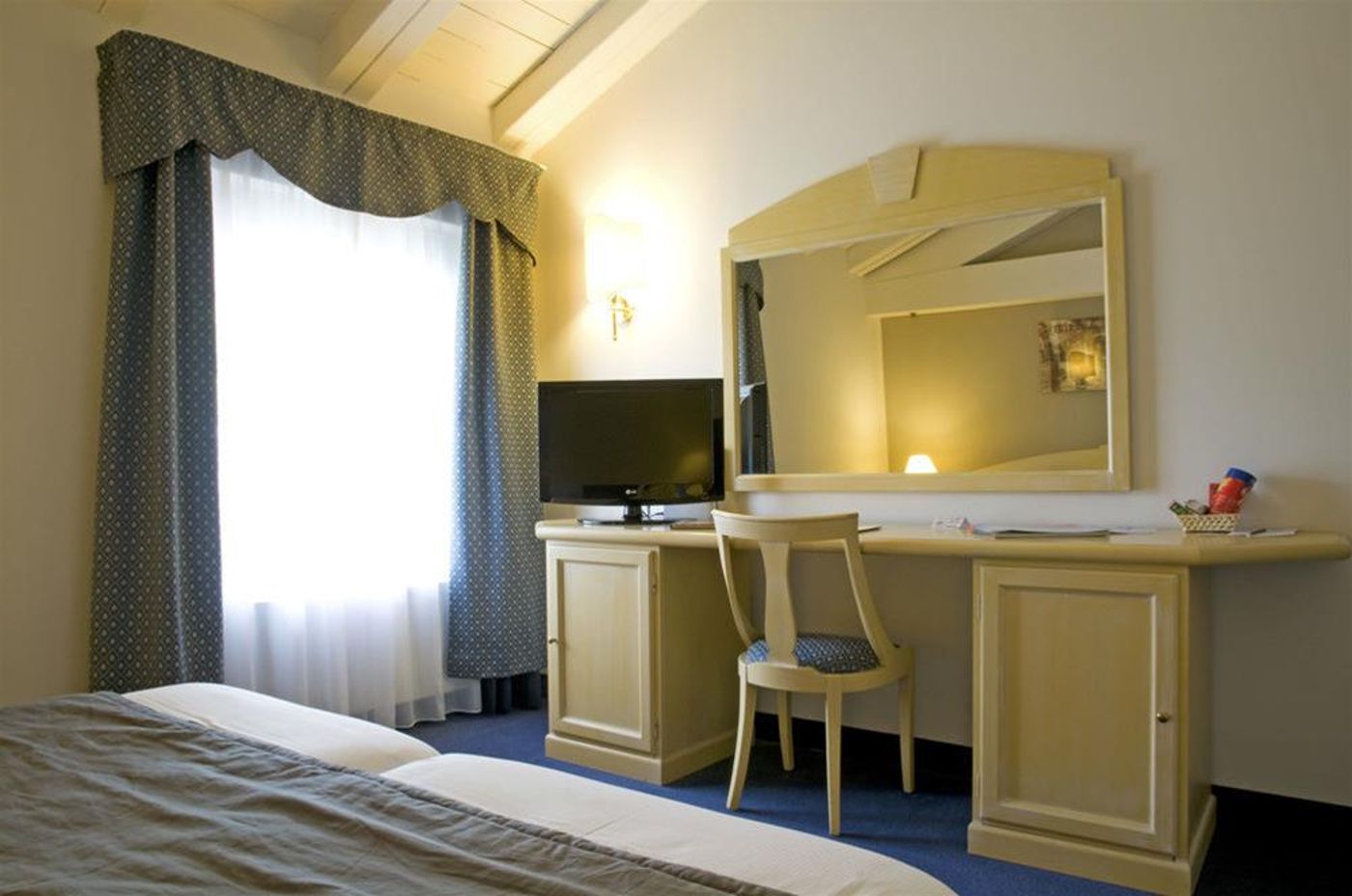 Araba Fenice-Italy-ISEO -General view-8