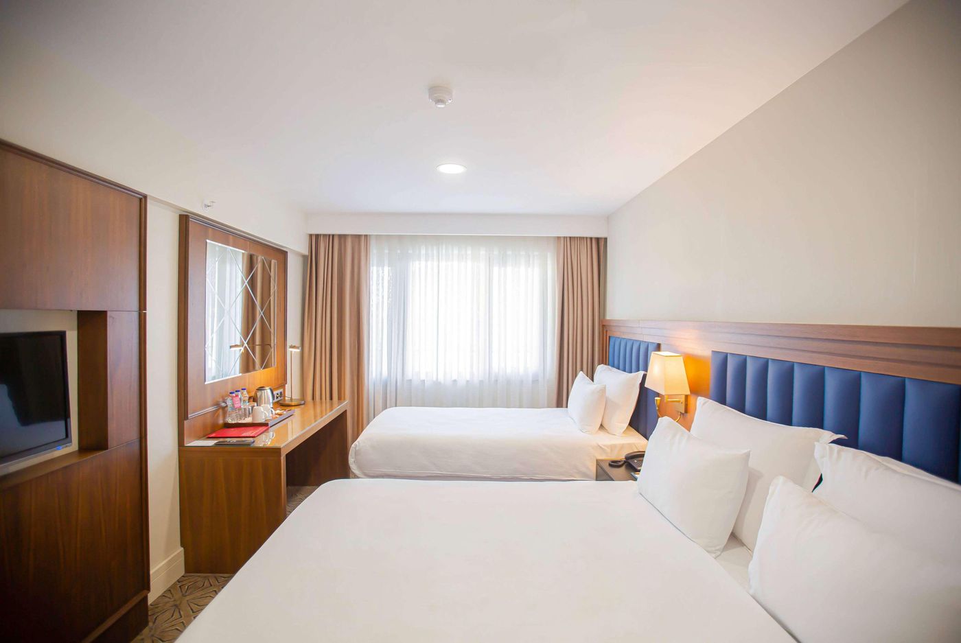 Ramada-Plaza-By-Wyndham-Istanbul-Sultanahmet-Room-42