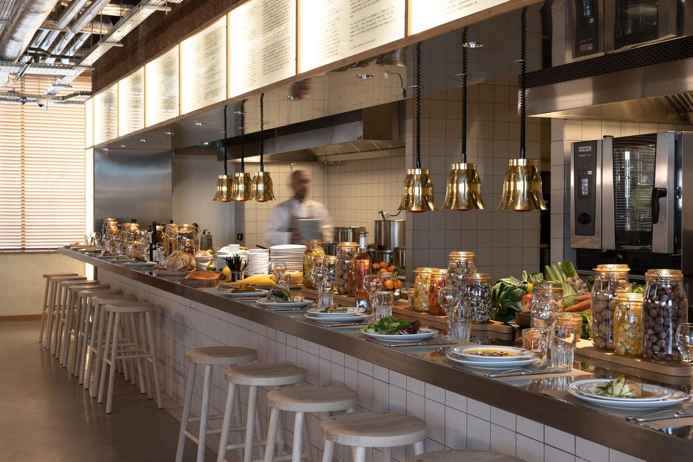 Mob-House-Restaurant-46