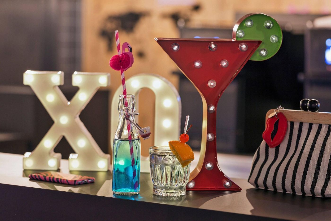 Moxy Frankfurt Airport Kelsterbach - Germany - KELSTERBACH - Bar - 9