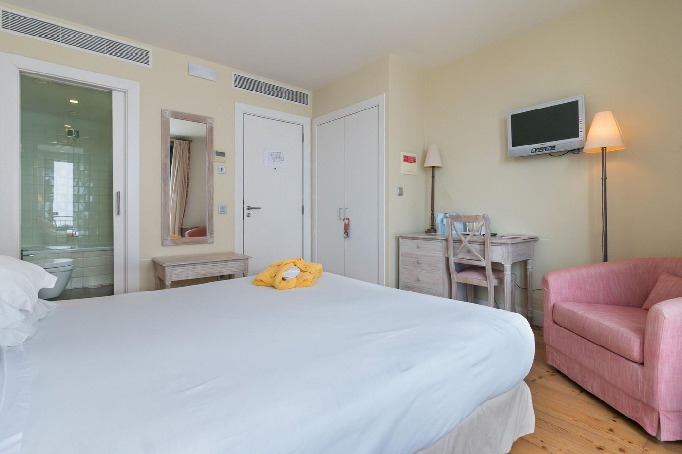 Casa-do-Medico-de-S--Rafael-Room-35