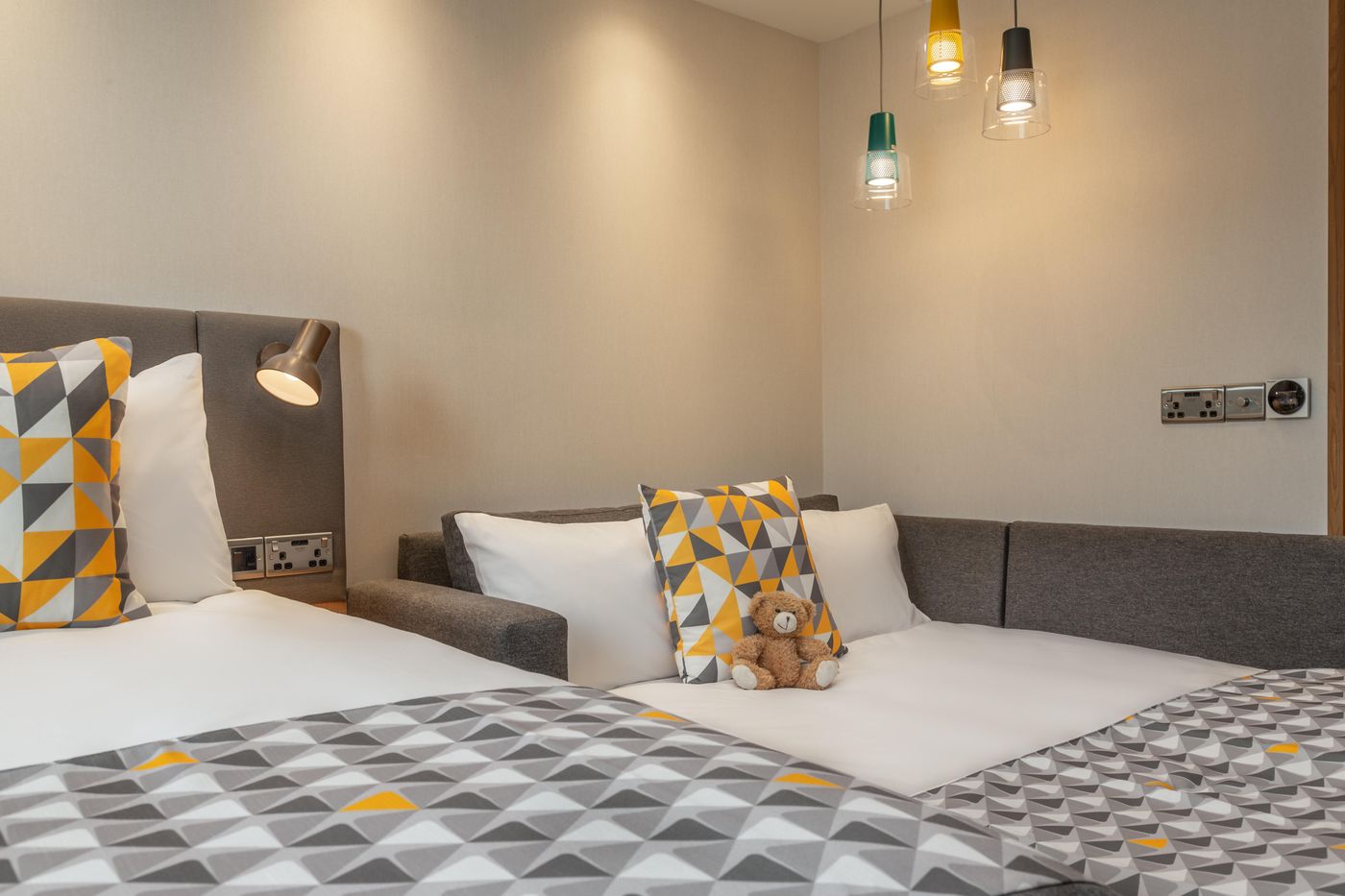 Holiday-Inn-Dublin-Airport-Room-39