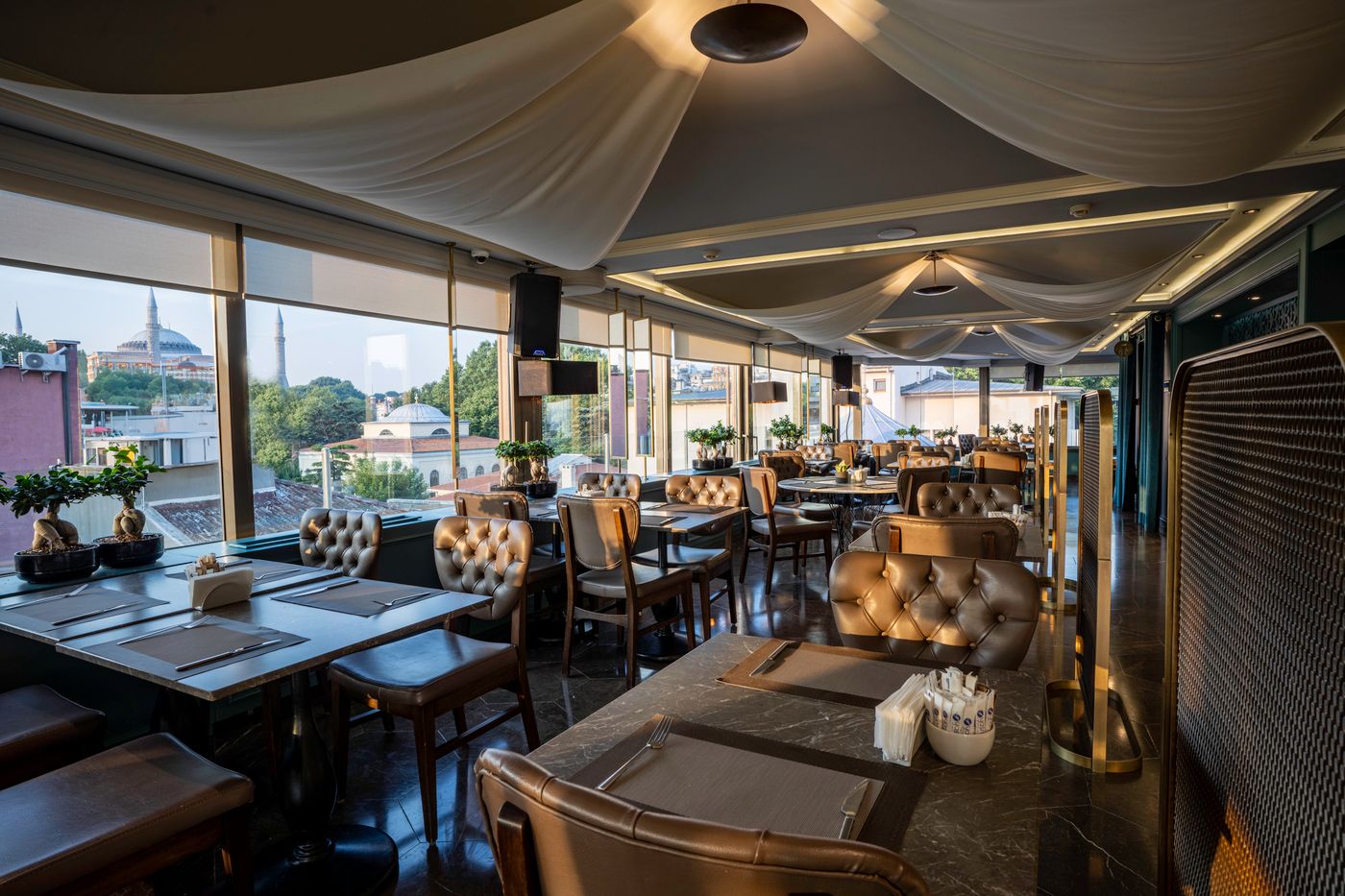 Hotel-Yasmak-Sultan-Restaurant-12