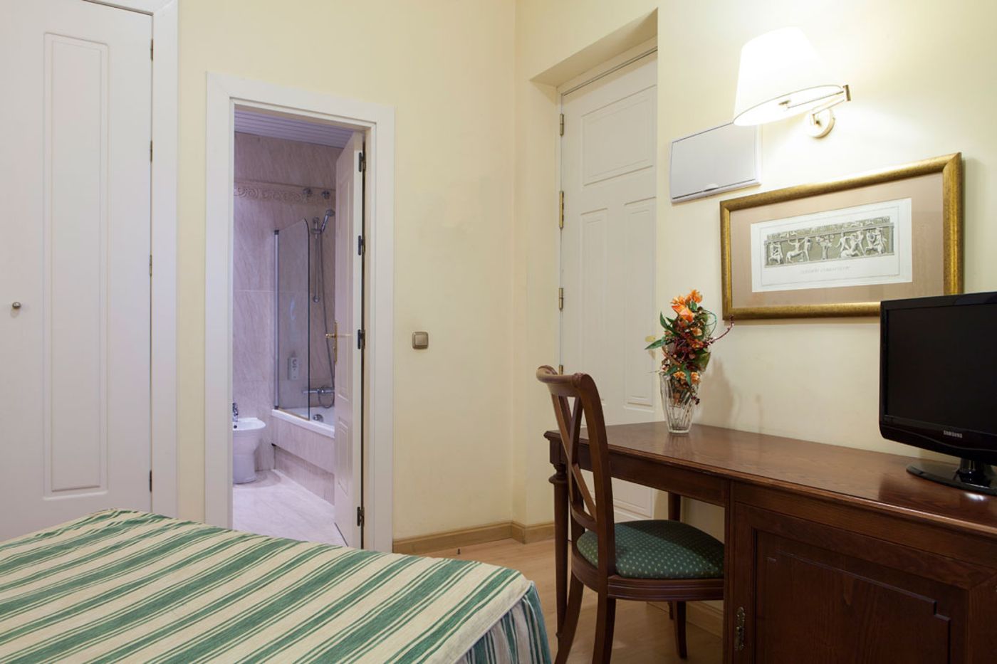 Hotel Cervantes - Spain - SEVILLA - Room - 8