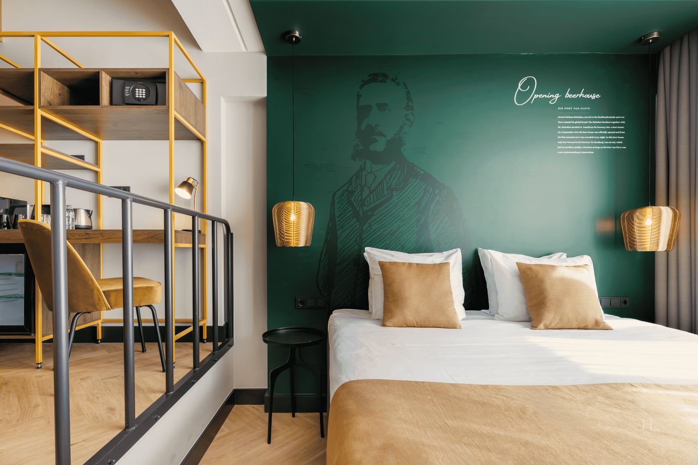 Die-Port-Van-Cleve-Room-52