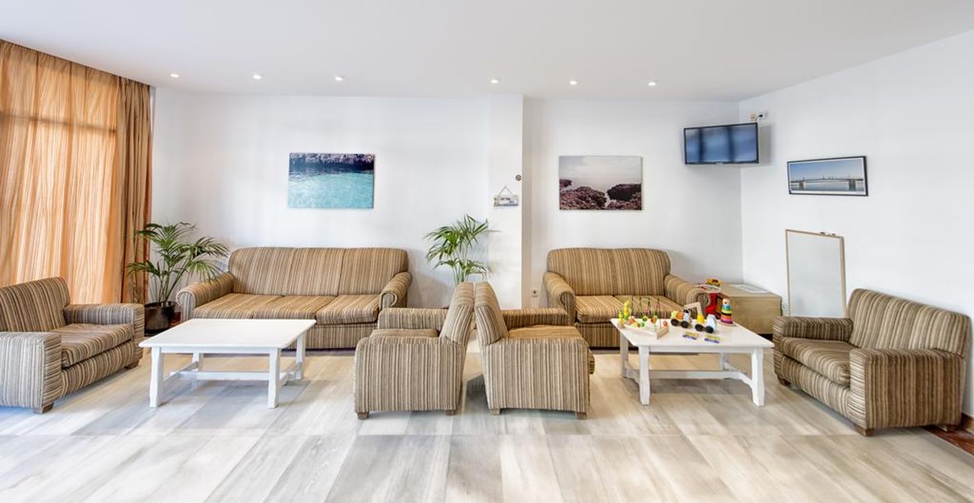 Arcos Playa Apartments