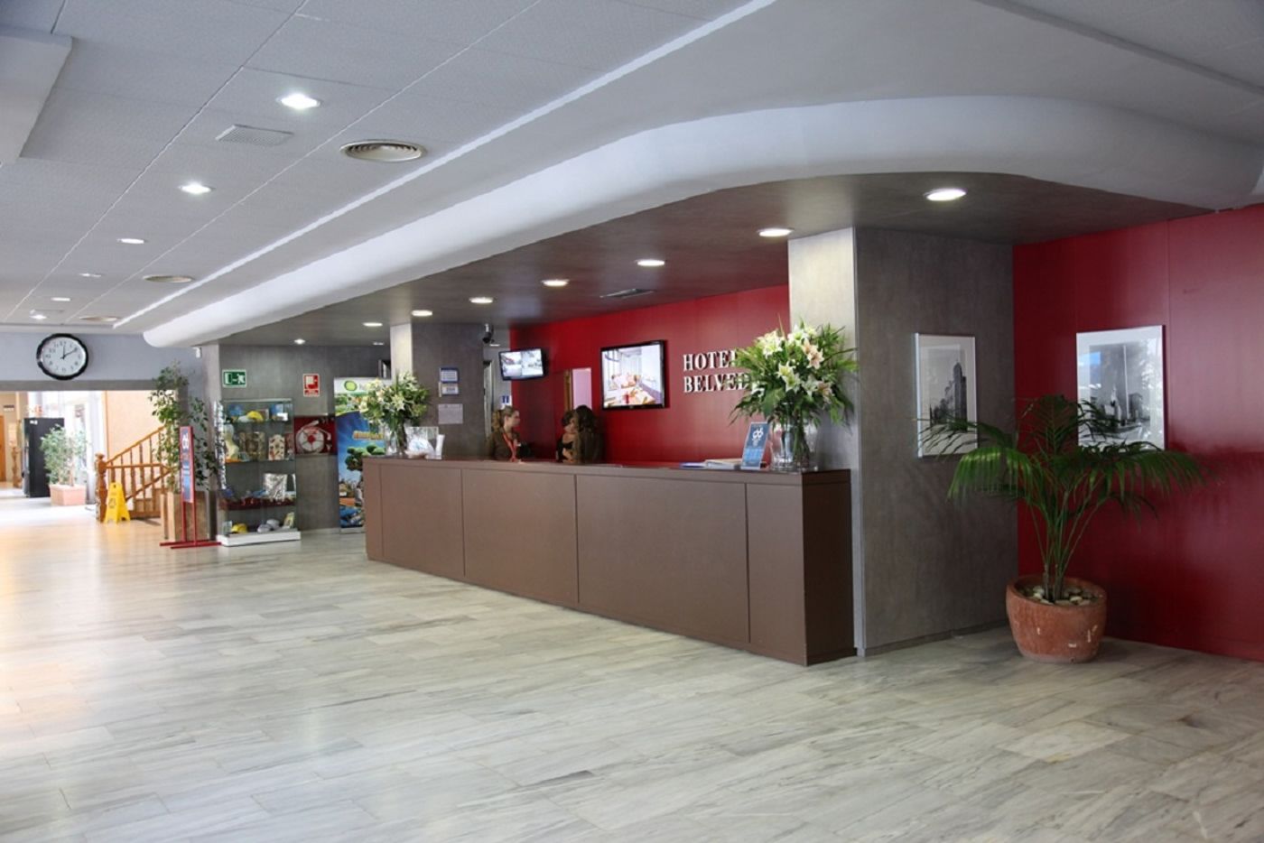 Belvedere-Hotel-Lobby-36