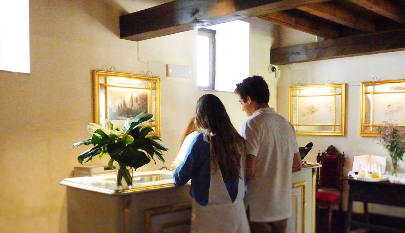 Casas de la Juderia de Córdoba-Spain-CÓRDOBA-Lobby-7