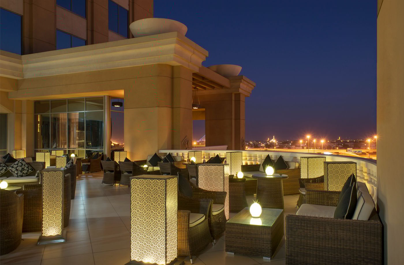 Sheraton-Dubai-Mall-of-the-Emirates-Hotel-Terrace-11