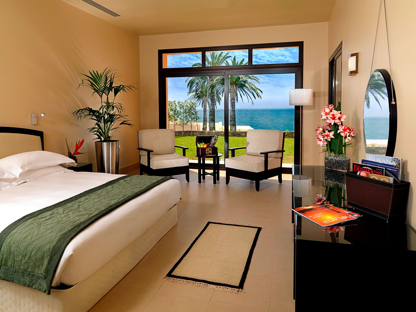 The-Cove-Rotana-Resort-Room-28