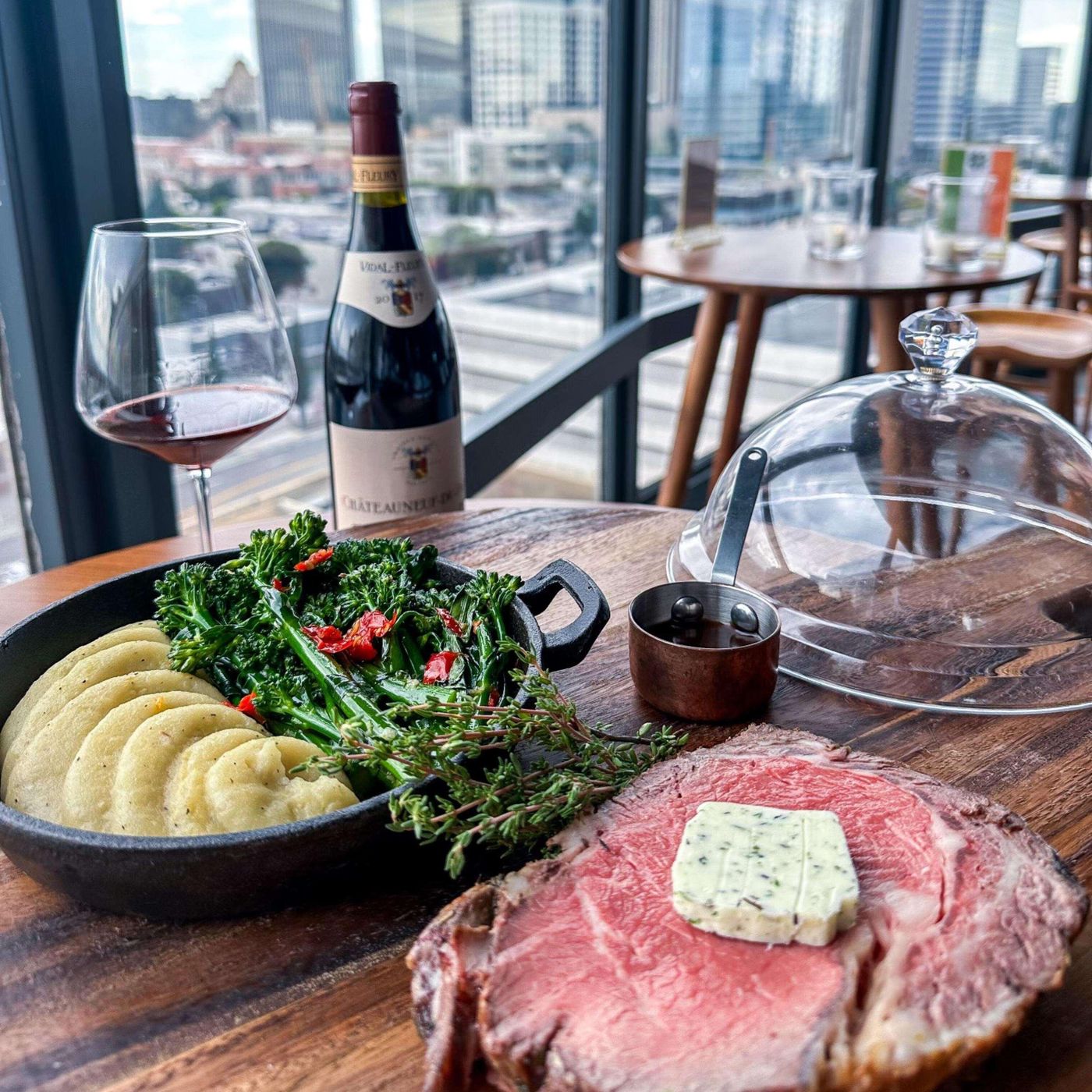 Beverly-Hilton-General-view-27