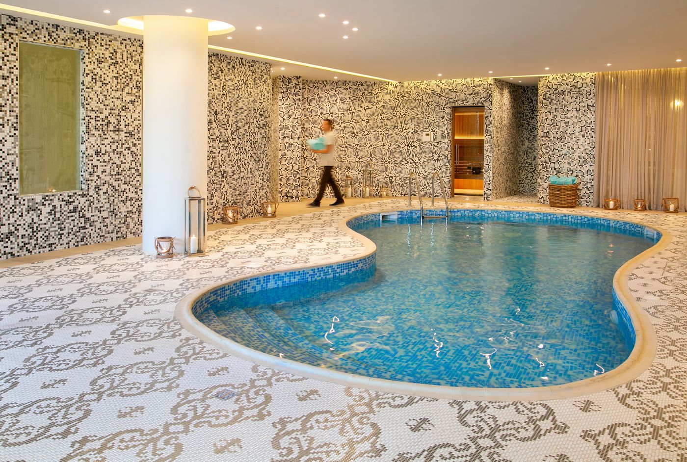 Vangelis-Hotel---Suites-Sports-and-Entertainment-57