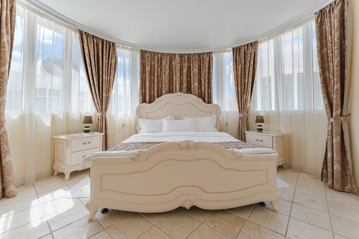 Flamingo-Suites-Room-64