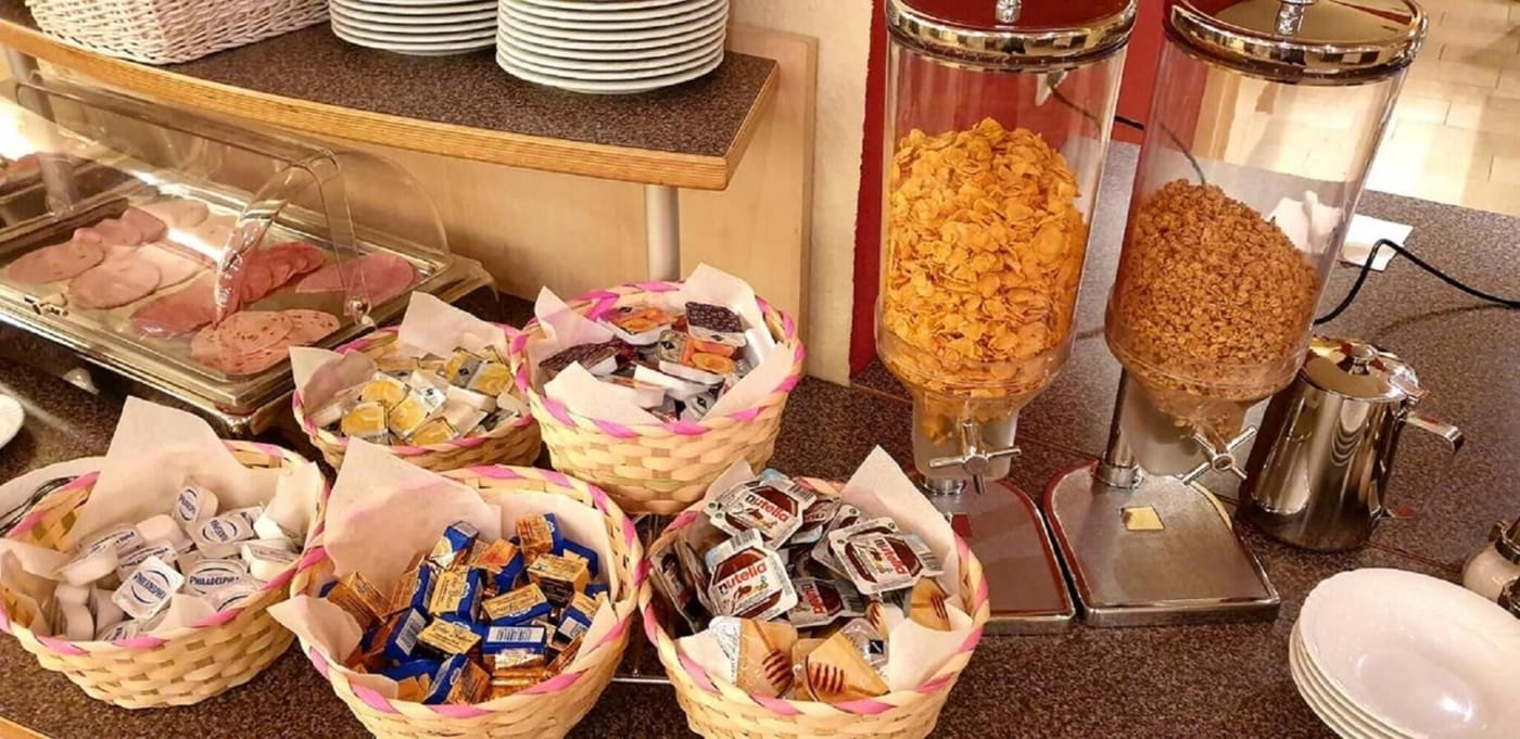 Lilton Hotel Zuffenhausen-Germany-Stuttgart-Restaurant-7