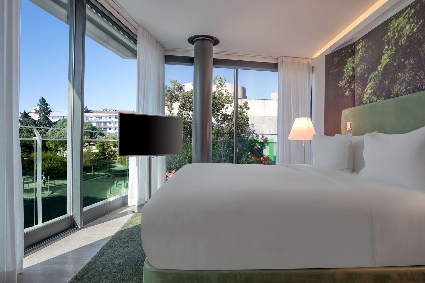 Doubletree-by-Hilton-Lisbon---Fontana-Park-Room-27