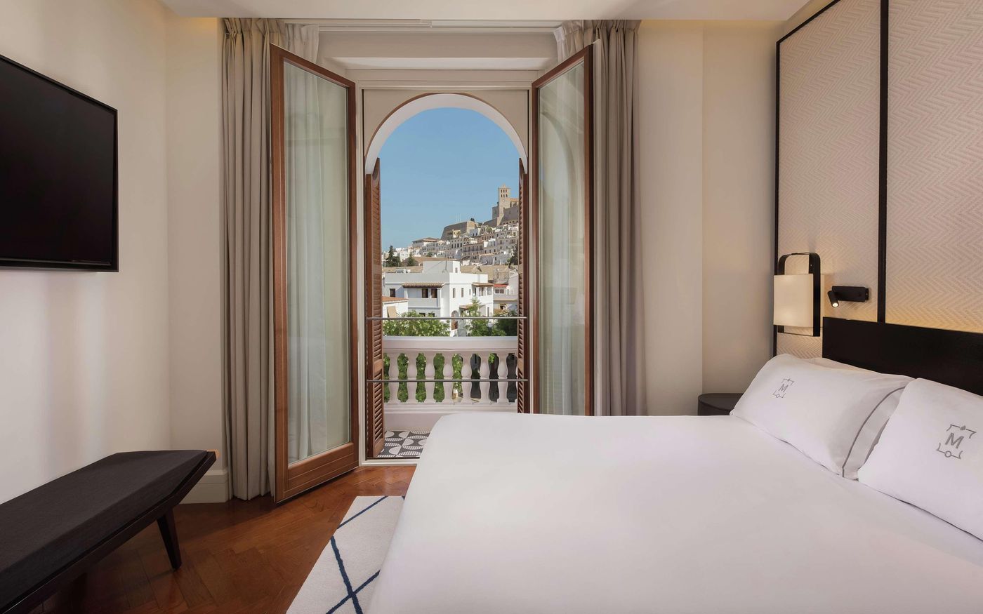 Gran-Htl-Montesol-Ibiza-Curio-Collect-Room-26