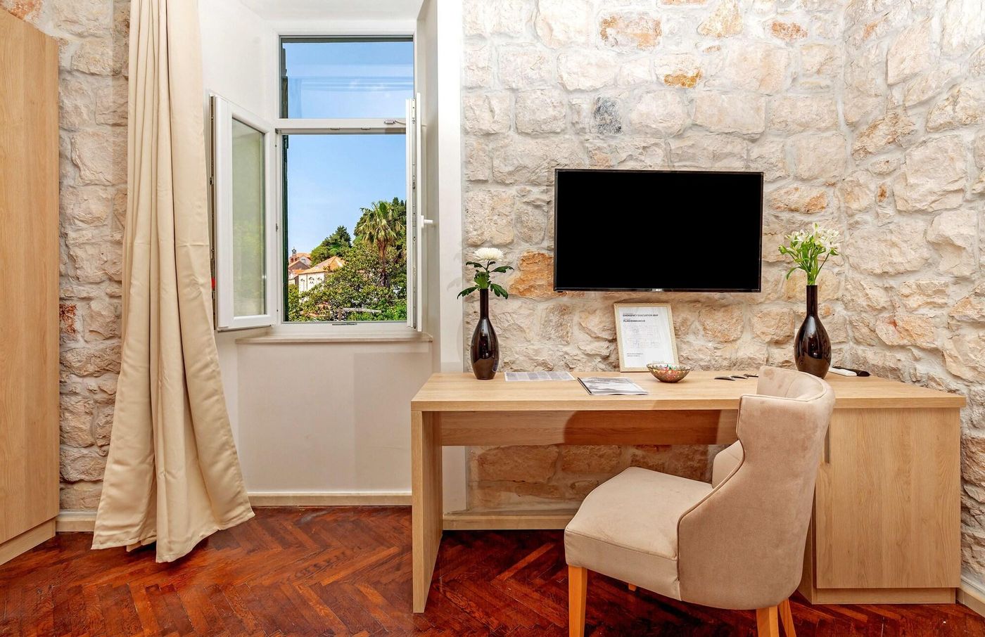 Seven-Stars-Accommodation-Dubrovnik-Room-19