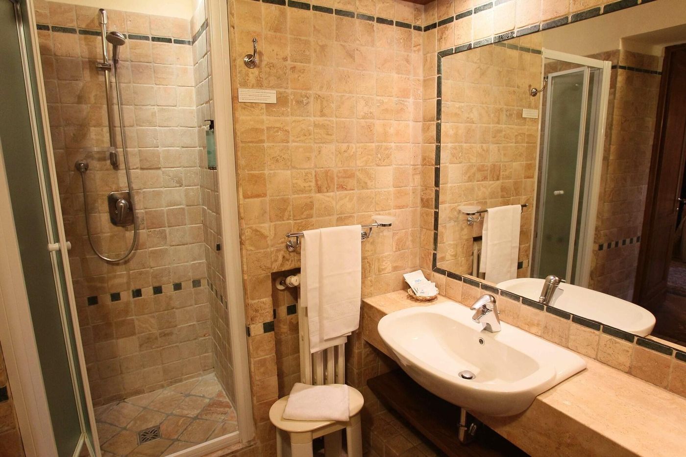 Palazzo-Squarcialupi-Room-17