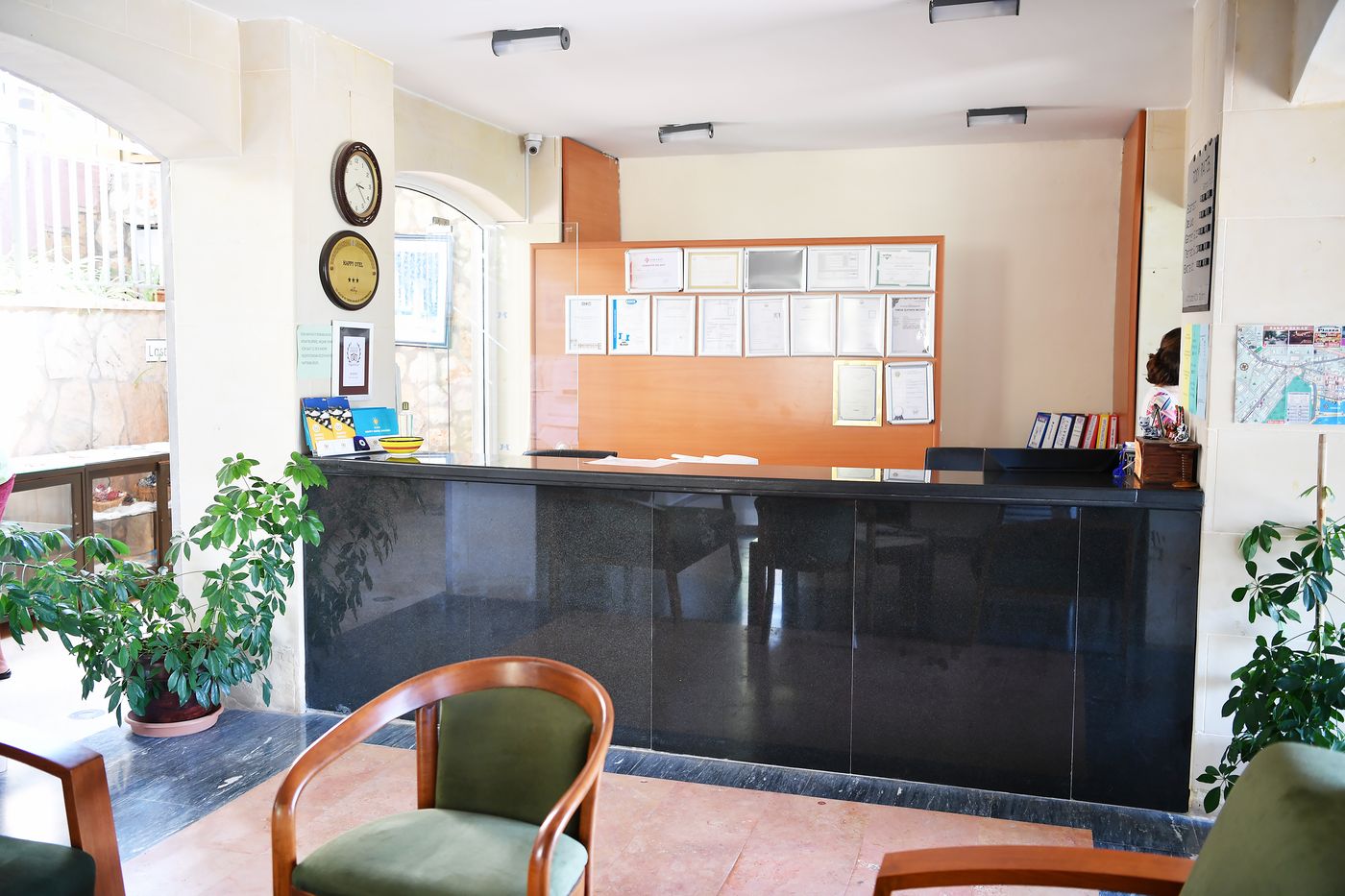 Happy-Kalkan-Lobby-52