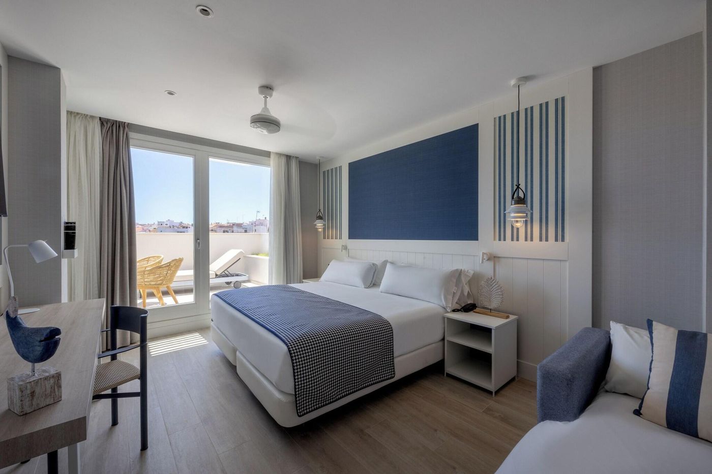 Catalonia-Mirador-des-Port-Room-28