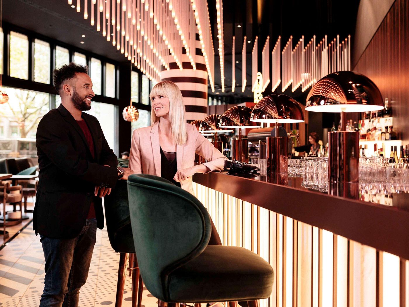 Pullman-Berlin-Schweizerhof-Bar-17