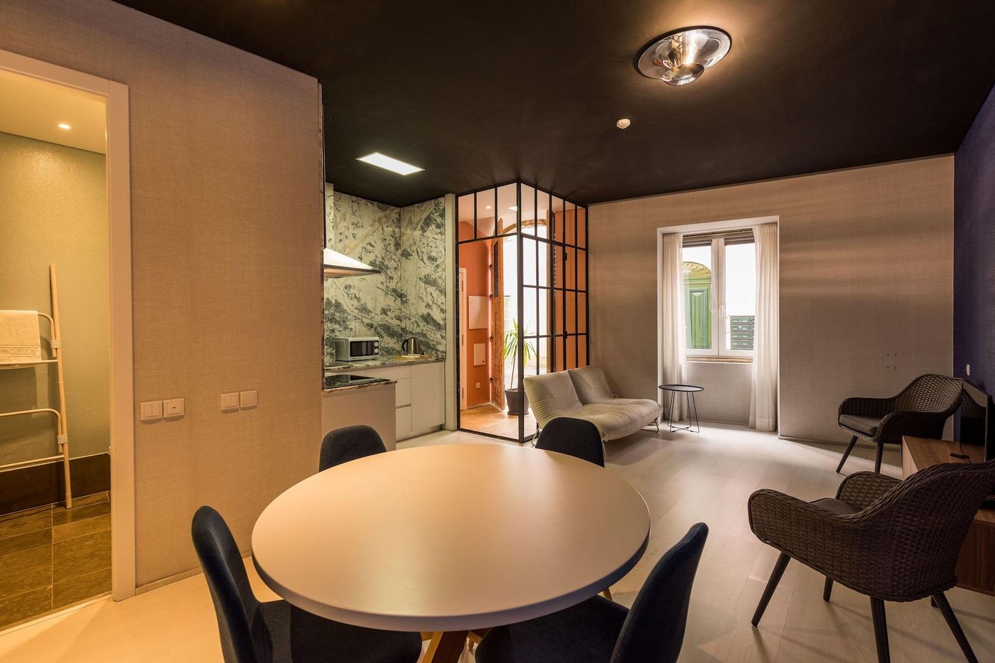 Alfama---Lisbon-Lounge-Suites-Room-9