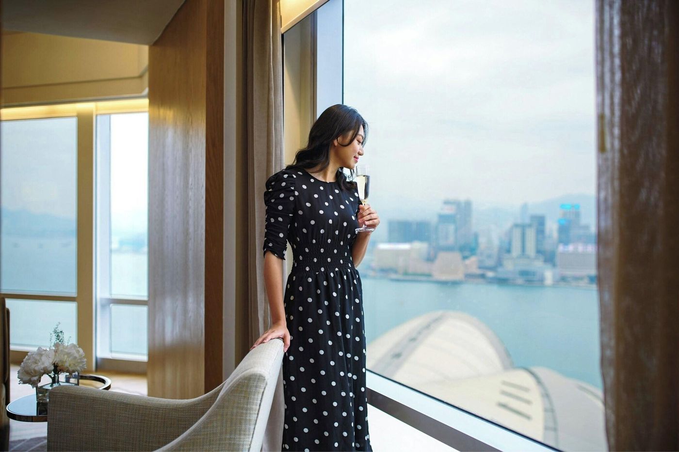 Renaissance-Hong-Kong-Harbour-View-Hotel-Room-16