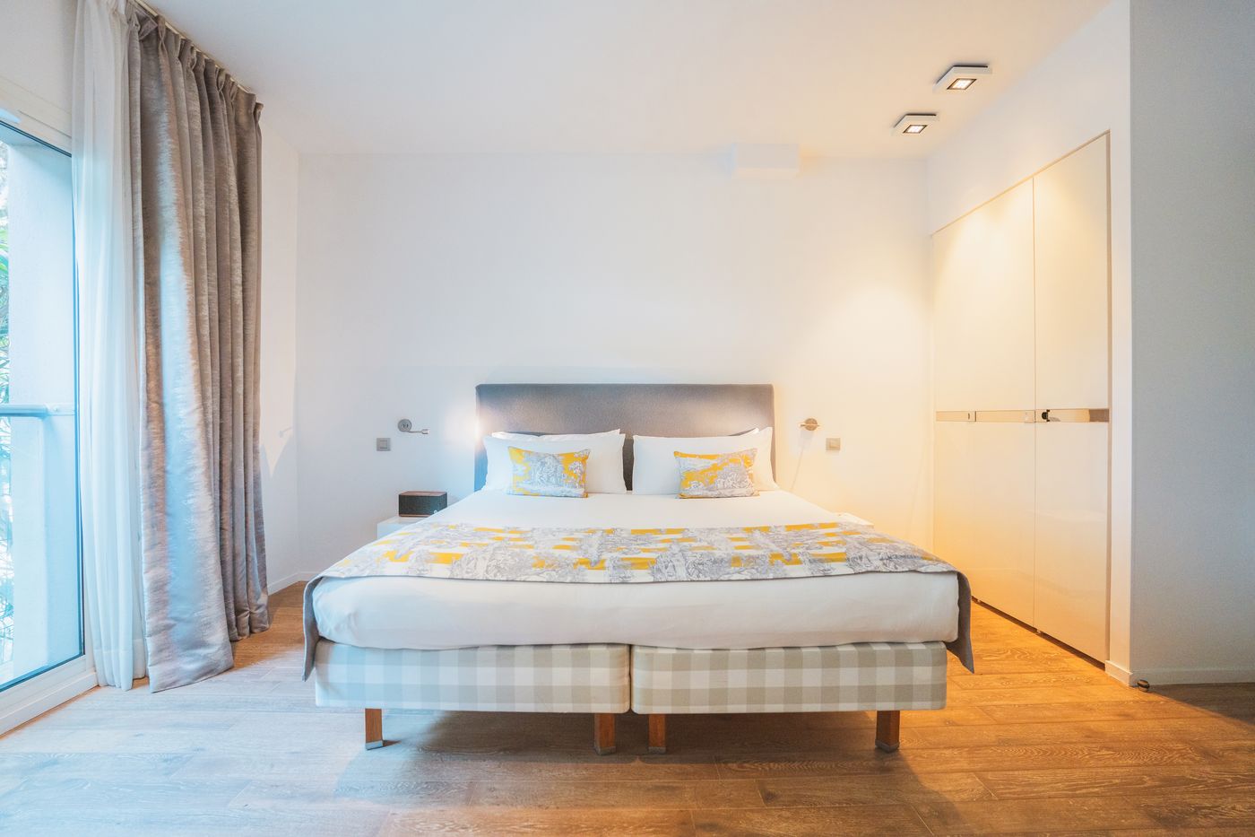 Kube-Hotel-St-Tropez-Room-50