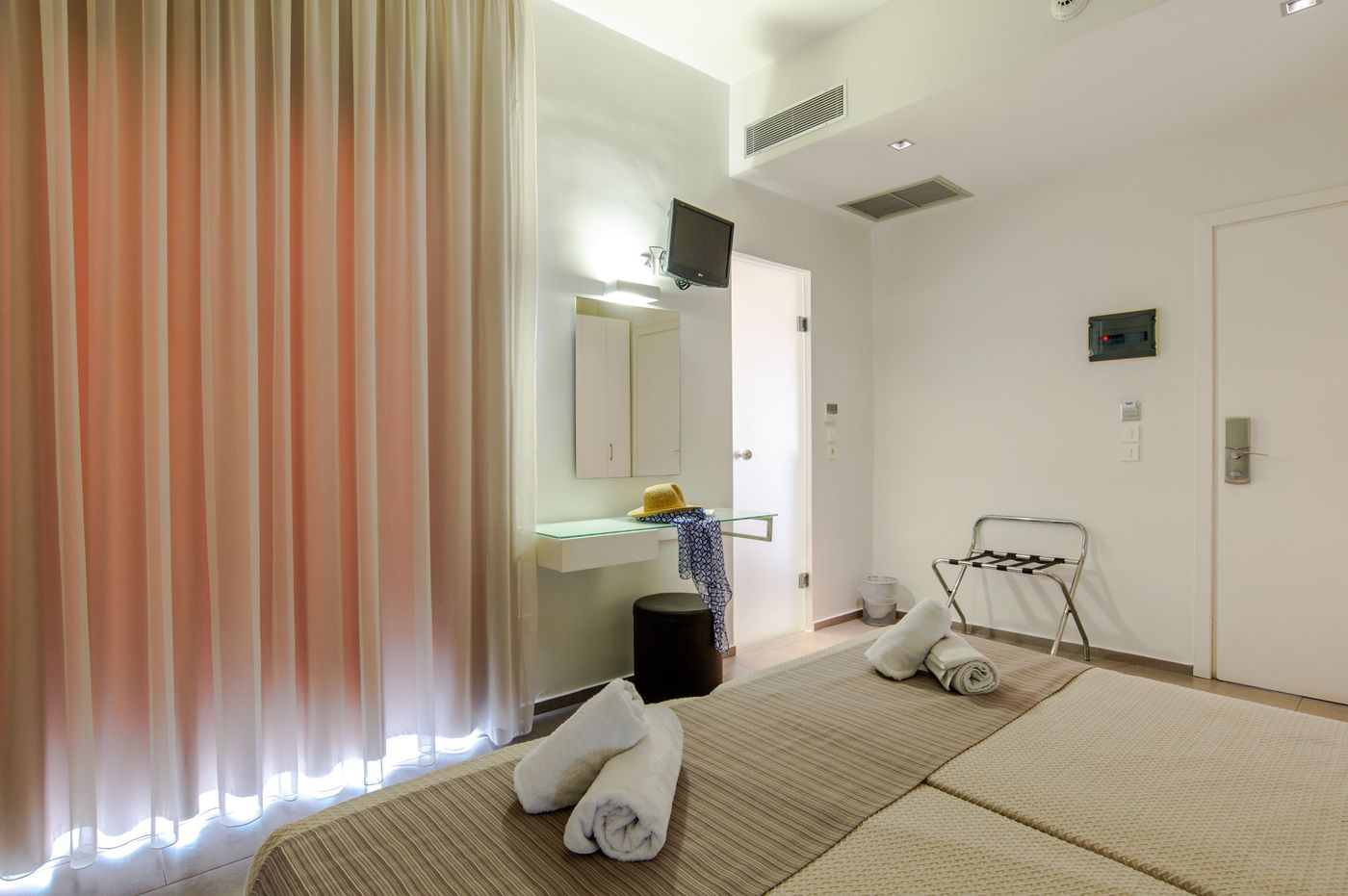 Atlantis-City-Hotel-Room-31