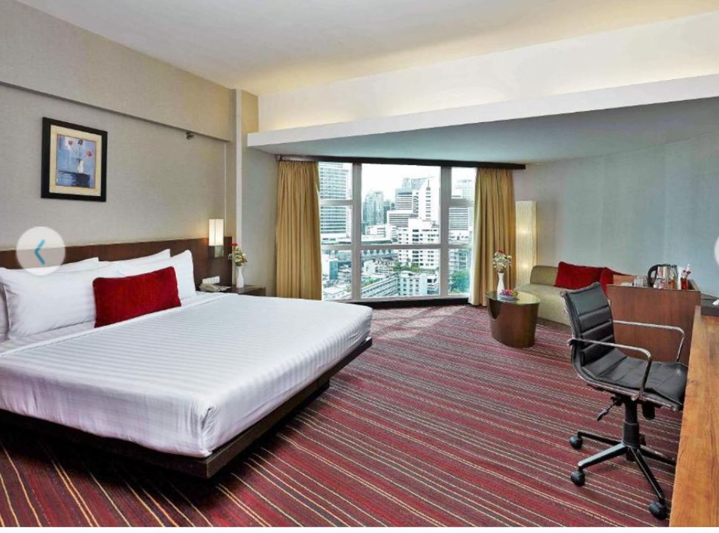 Ambassador-Bangkok-Room-18