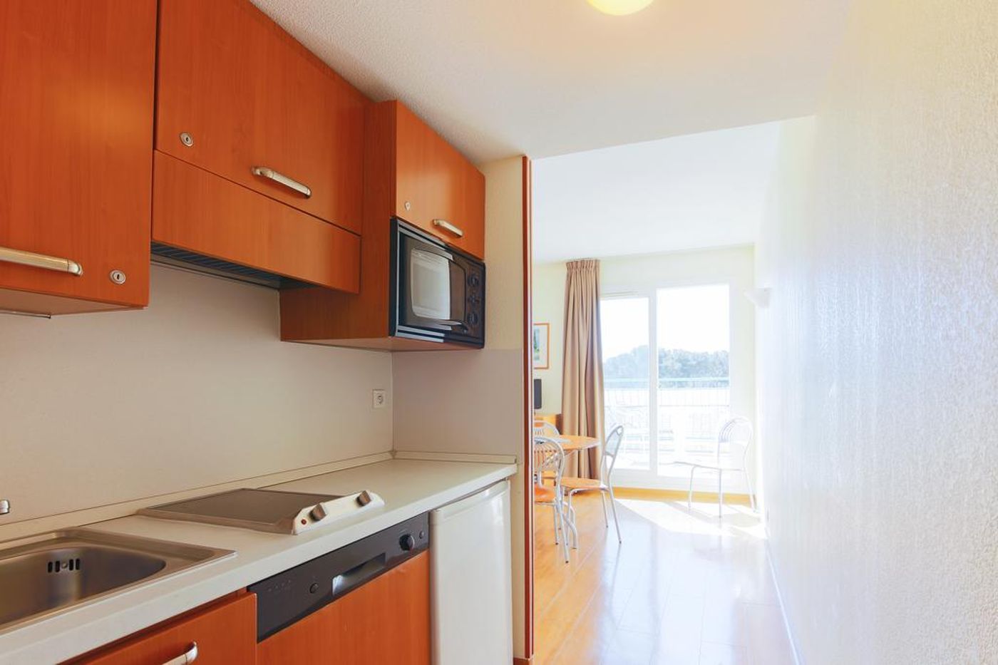 Inter-Hotel-Sea-Side-Park-Room-21