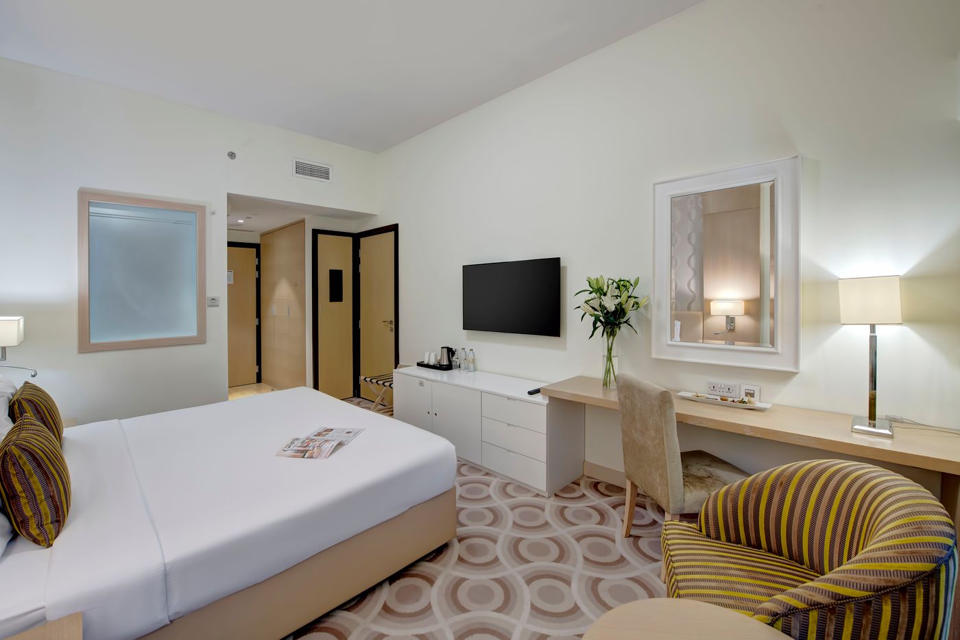Metropolitan-Hotel-on-Sheikh-Zayed-Road-Dubai-Room-43