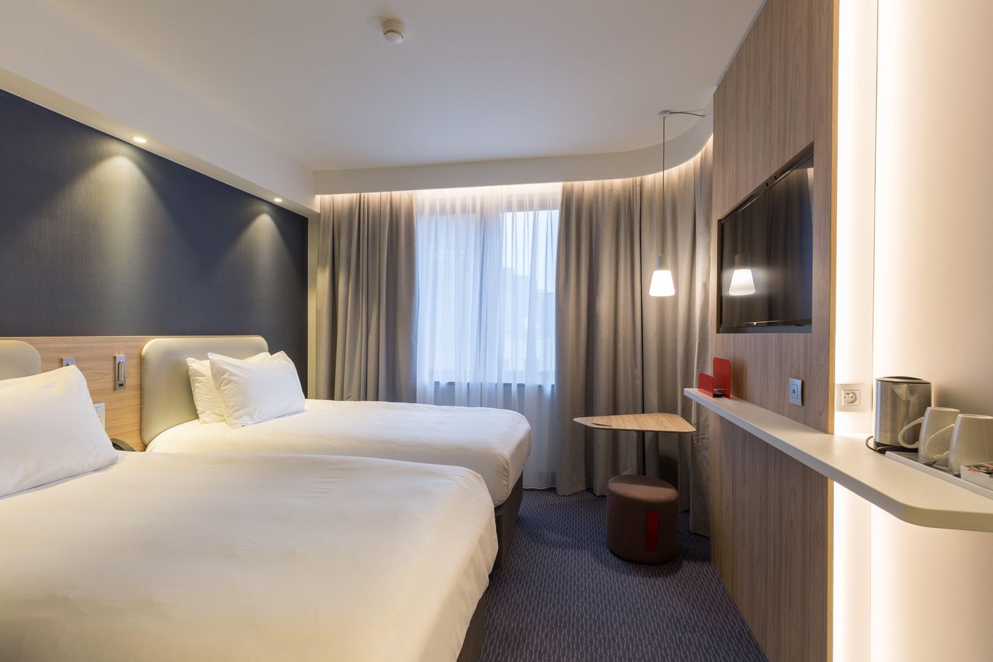 Holiday-Inn-Express-Brussels-Grand-Place-Room-23